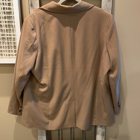 Blazer NWOT - Picture 4 of 4